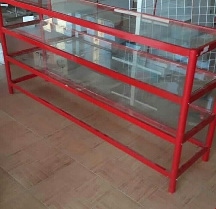 ویترین پیشخوان